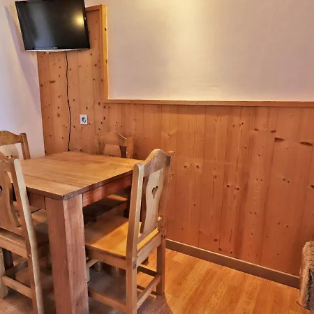 Apartment Au Pied Des Pistes, Proche Commerces, 4 Pers, Wi-fi Gratuit, Animaux Admis - Fr-1-182-201 Les Allues