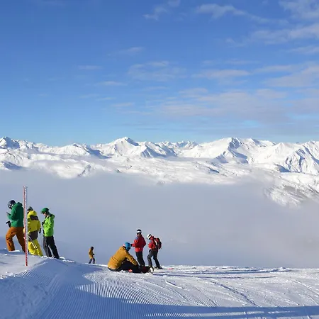 Apartment Au Pied Des Pistes, Proche Commerces, 4 Pers, Wi-fi Gratuit, Animaux Admis - Fr-1-182-201